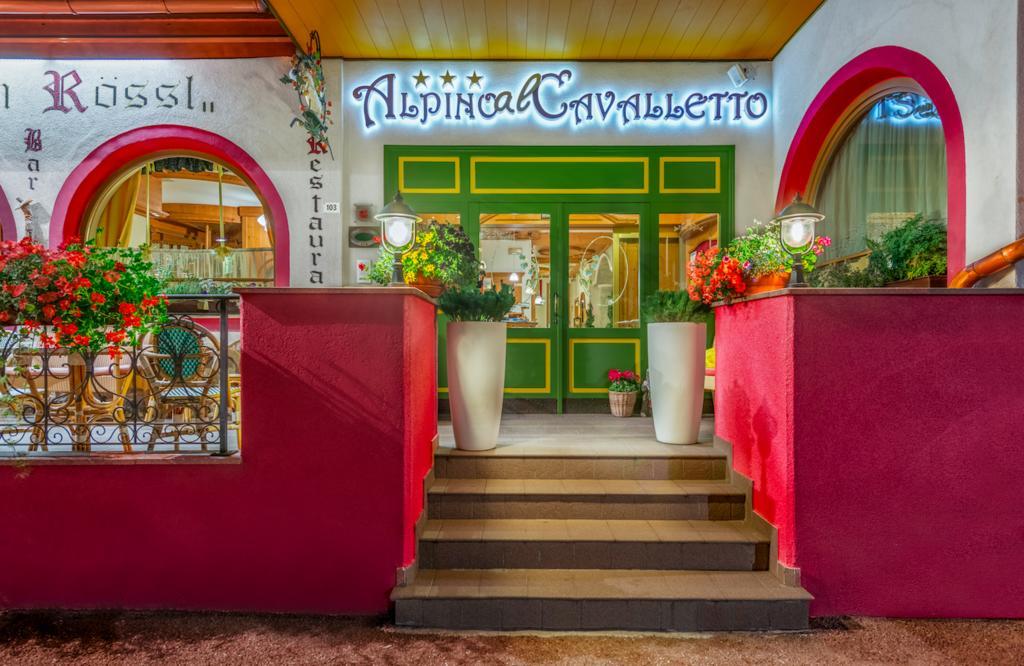 Hotel Alpino Al Cavalletto Canazei Exteriör bild